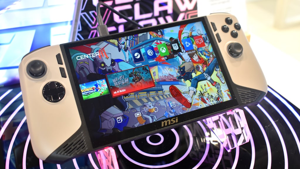 Handheld-Gaming-Gerät als Symbolbild für CachyOS auf Steam Deck, ROG Ally und Legion Go