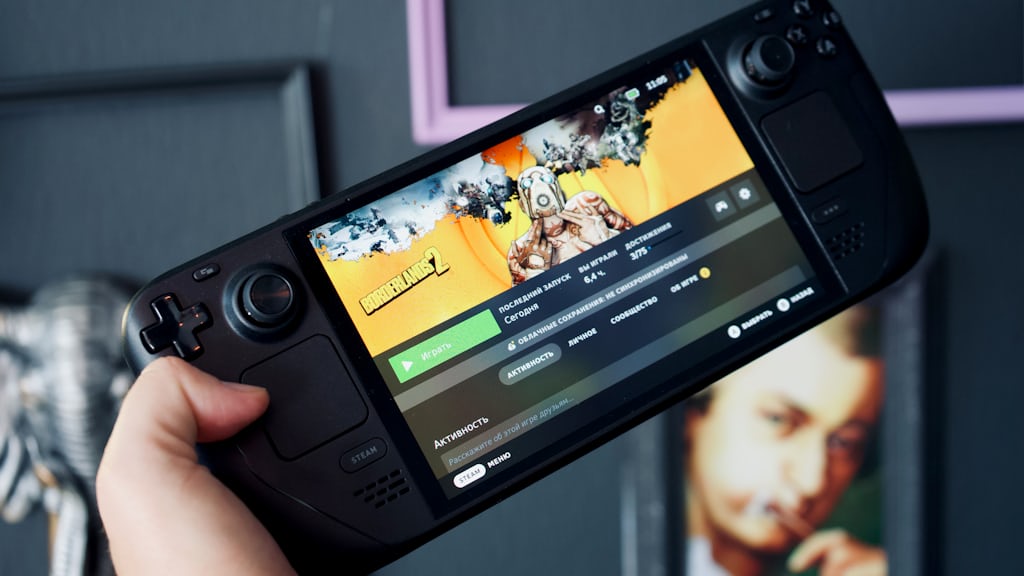 Steam Deck Handheld als Symbolbild für CachyOS als SteamOS-Alternative