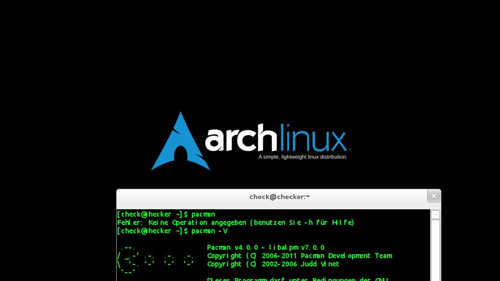 Arch-Linux-Desktop mit geöffnetem Terminal-Fenster