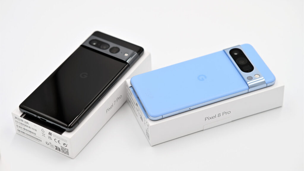 Google Pixel 8 Pro und Pixel 7 Pro nebeneinander